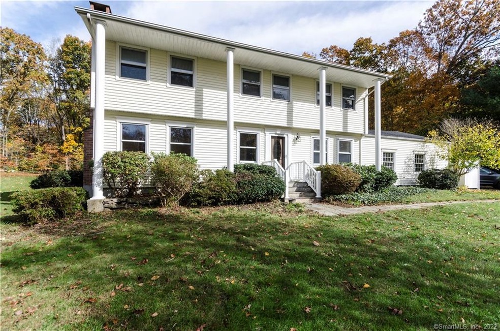 3 N Winchester Ct, East Lyme, CT 06333 - photo 1