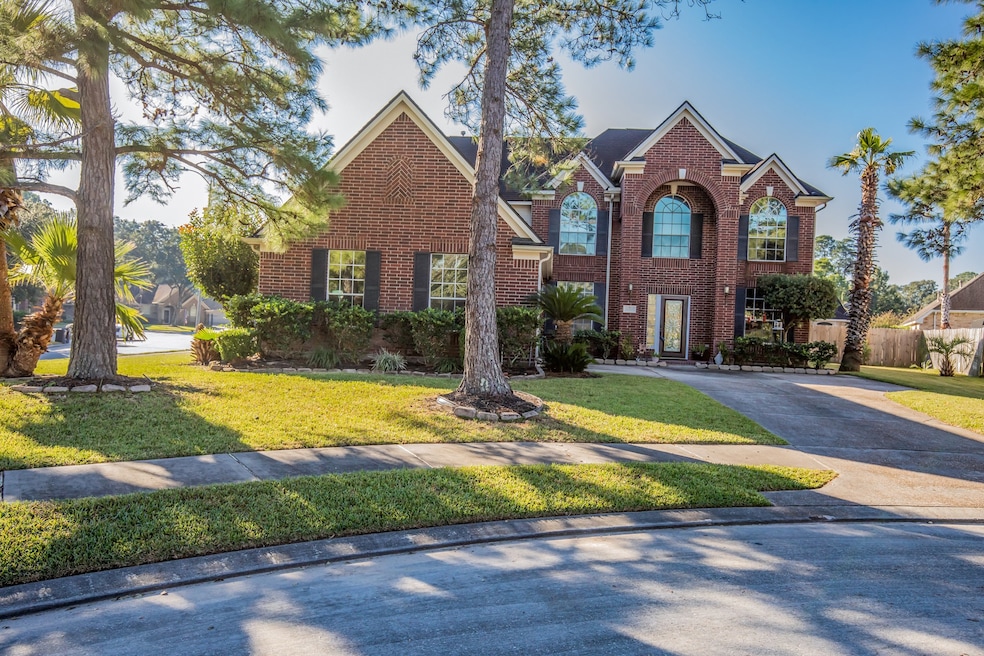 22997 Ridgemoor Estates Ct, Conroe, TX 77385 - photo 1