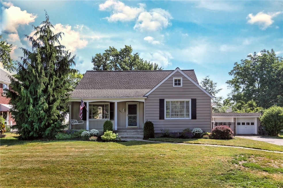 2811 Wellington Rd, Erie, PA 16506 - photo 1