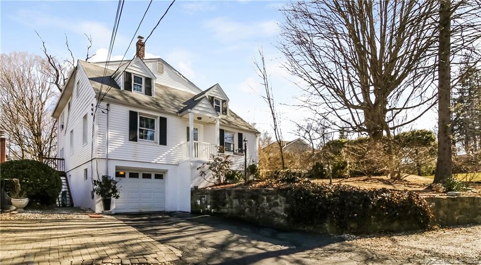 54 Soundview Ave, Norwalk, CT 06854 - photo 1