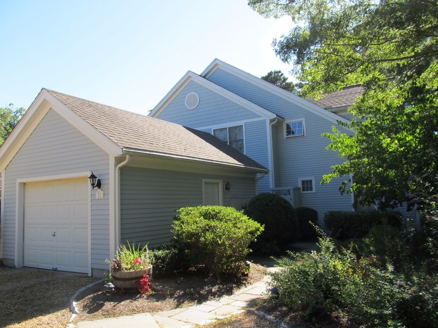 264 Sandpiper Ln unit 12, Vineyard Haven, MA 02568 - photo 1