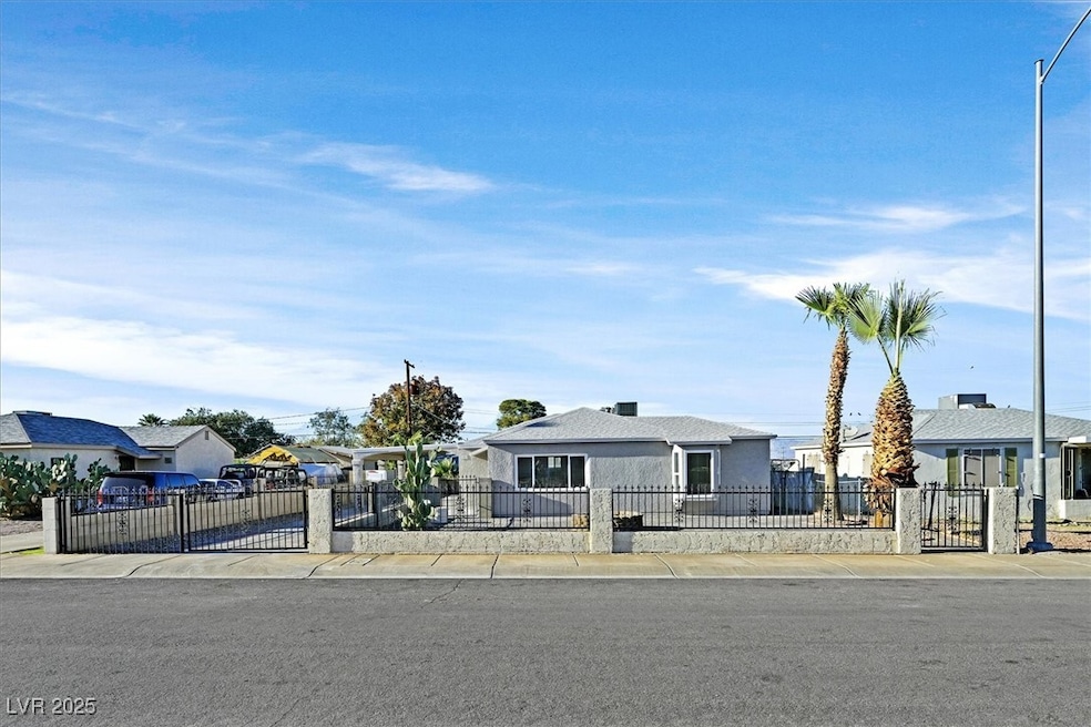 52 Mallory St, Henderson, NV 89015 - photo 1