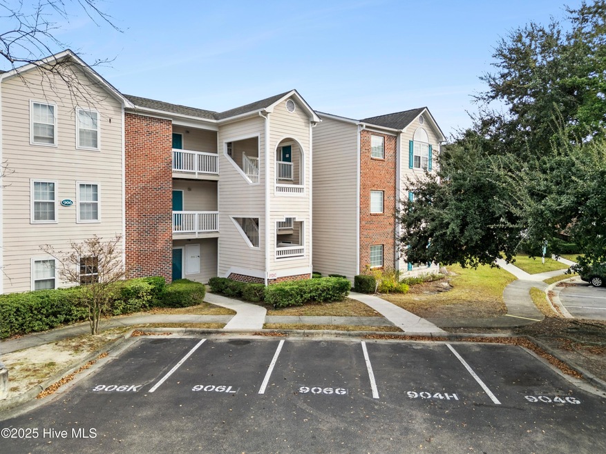 906 Litchfield Way unit L, Wilmington, NC 28405 - photo 1
