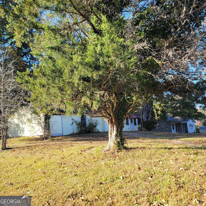 156 Pine Cir, Lagrange, GA 30241 - photo 1