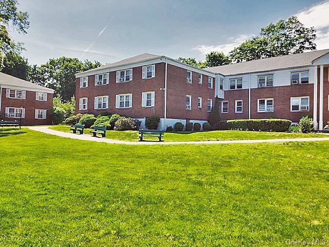 8 South Rd unit 1D, Harrison, NY 10528 - photo 1