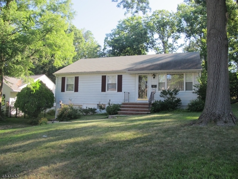 54 W Lawn Rd, Livingston, NJ 07039 - photo 1