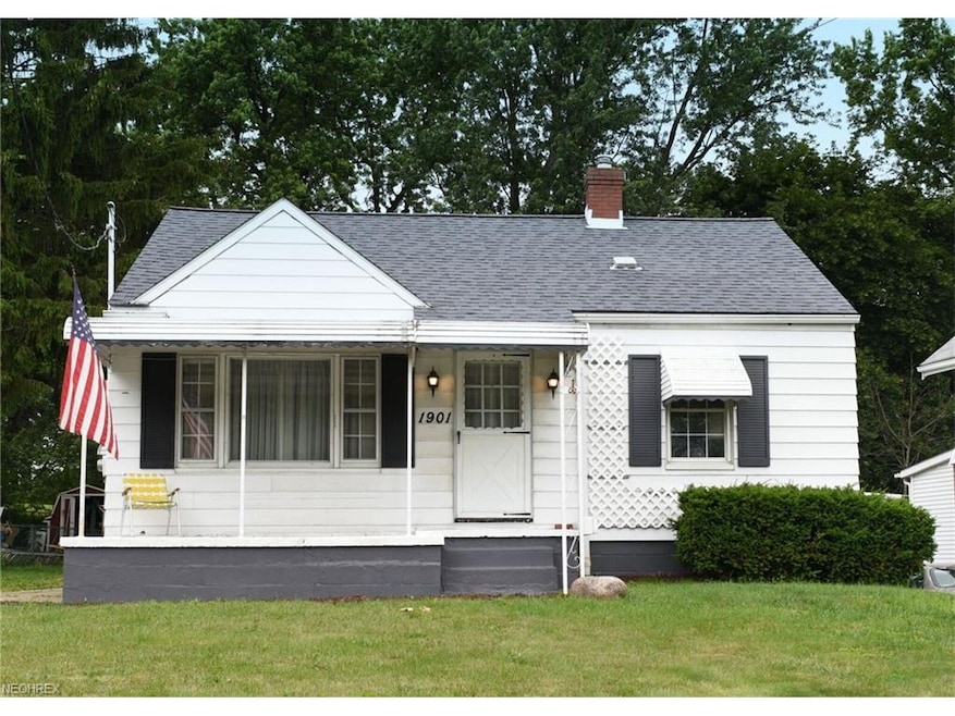 Welcome home to 1901 Goodyear Boulevard! A delight