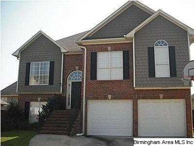 103 LANTANA CIRCLE,  PELHAM, AL. 35124 SPACIOUS SP