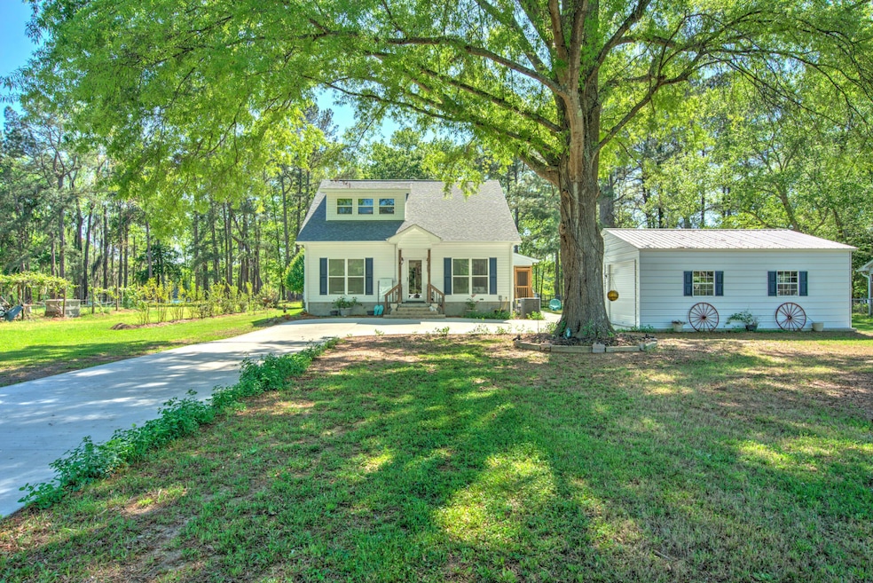 Sold $600,000 • Co-Listing Agent