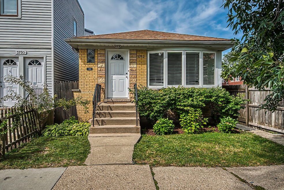 Sold $572,500 • Co-Listing Agent