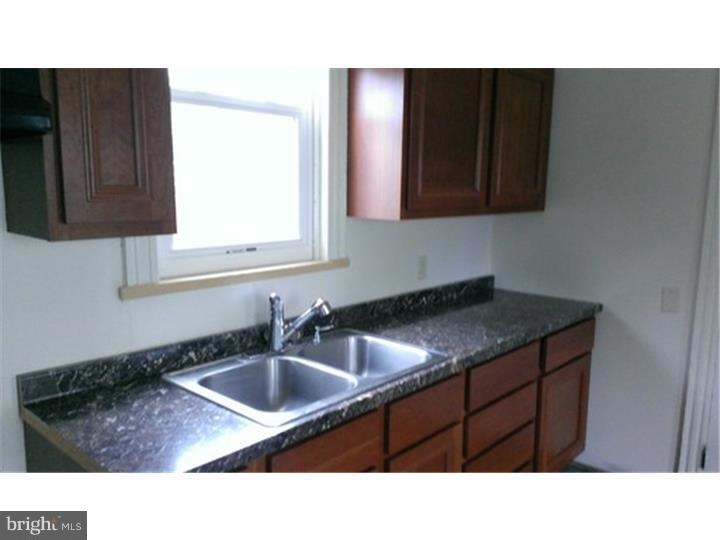 2821 Kutztown Rd, Reading, PA 19605 - photo 1