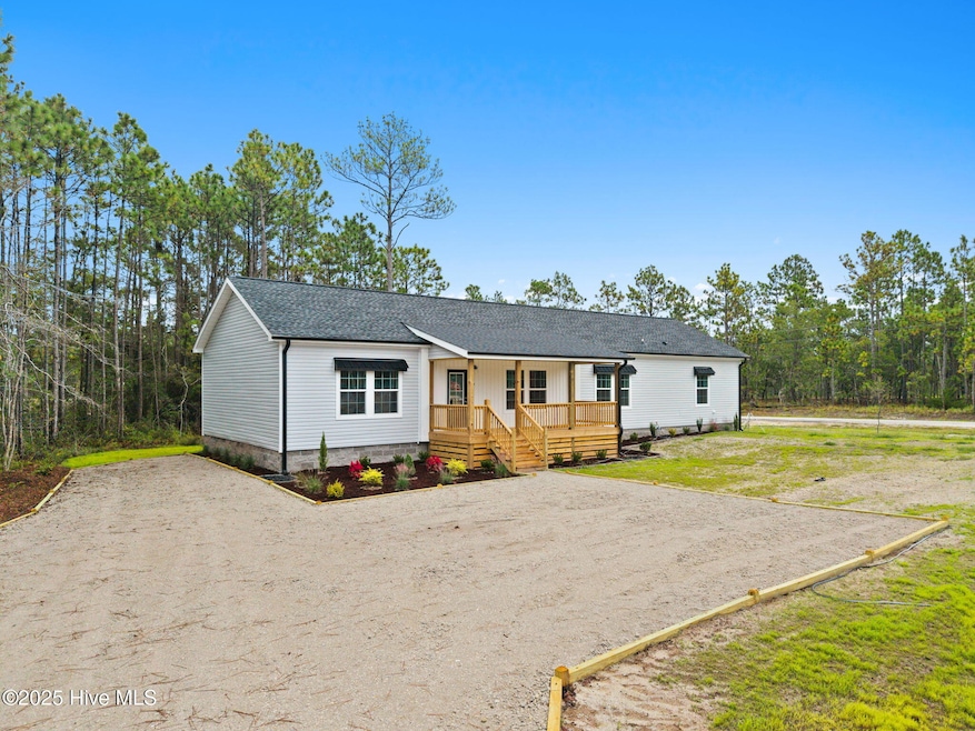 Pending $384,900 • Co-Listing Agent