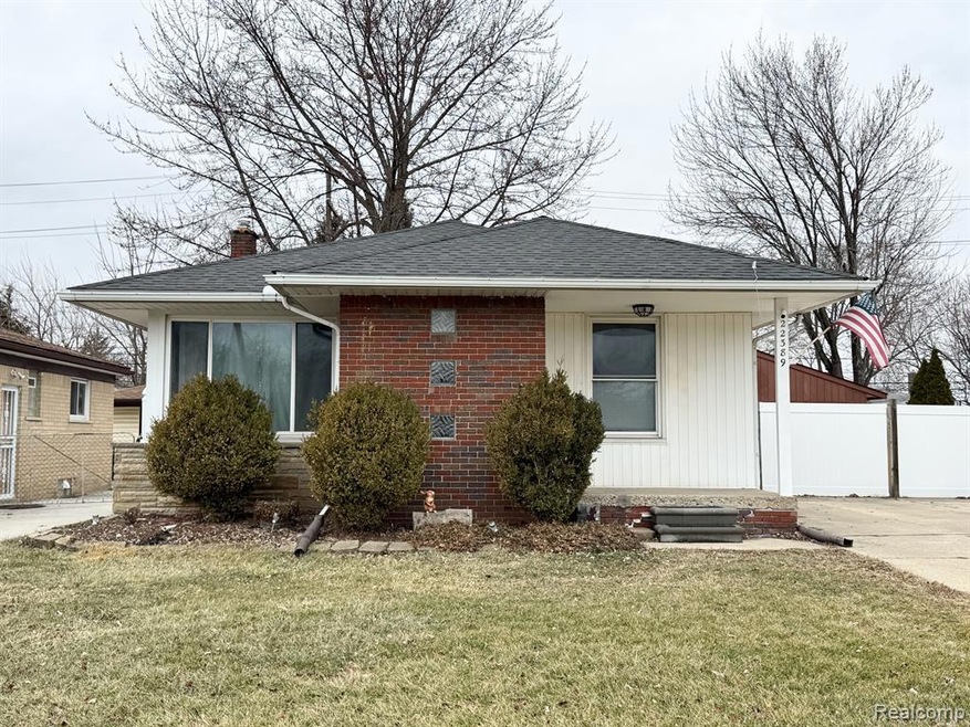 22389 Beaconsfield Ave, Eastpointe, MI 48021 - photo 1