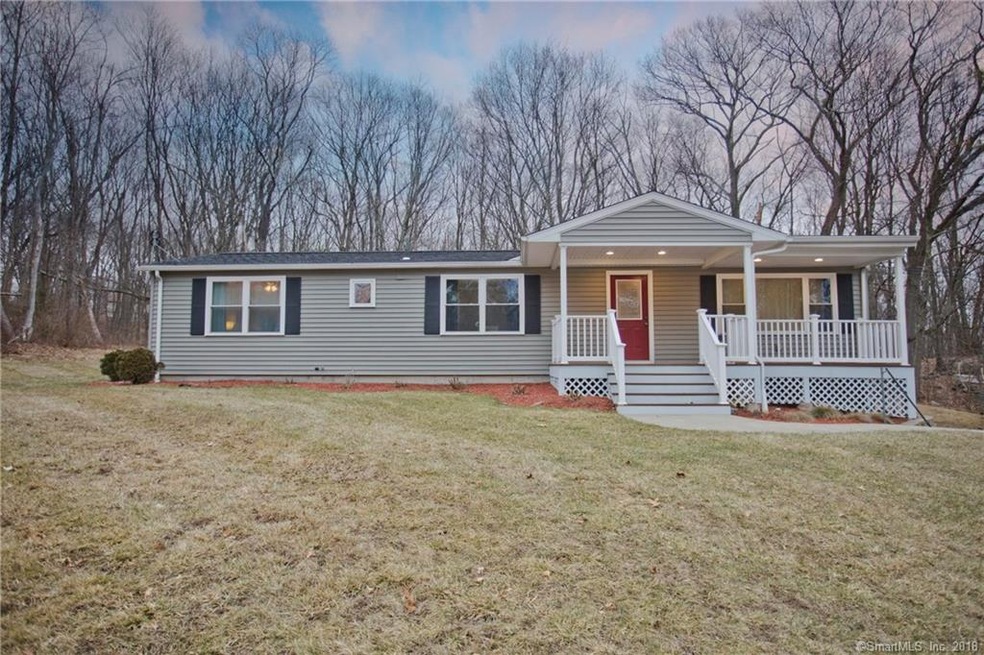 64 Richardson Dr, Middlebury, CT 06762 - photo 1