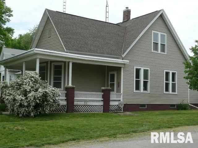 522 Wyatt Ave, Lincoln, IL 62656 - photo 1