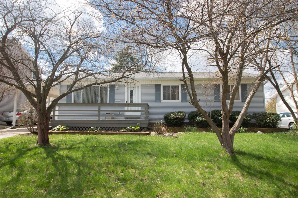 3130 Averill Dr, Lansing, MI 48911 - photo 1