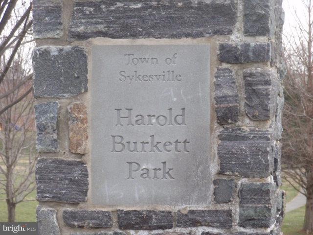 475 Dominique Ct, Sykesville, MD 21784 - photo 1