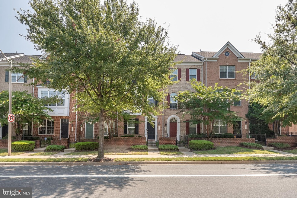 523 Garrett a Morgan Blvd, Hyattsville, MD 20785 - photo 1