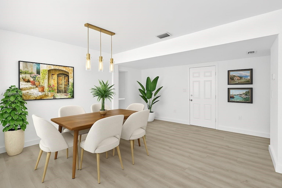 1051 Meridian Ave unit 1C, Miami Beach, FL 33139 - photo 1