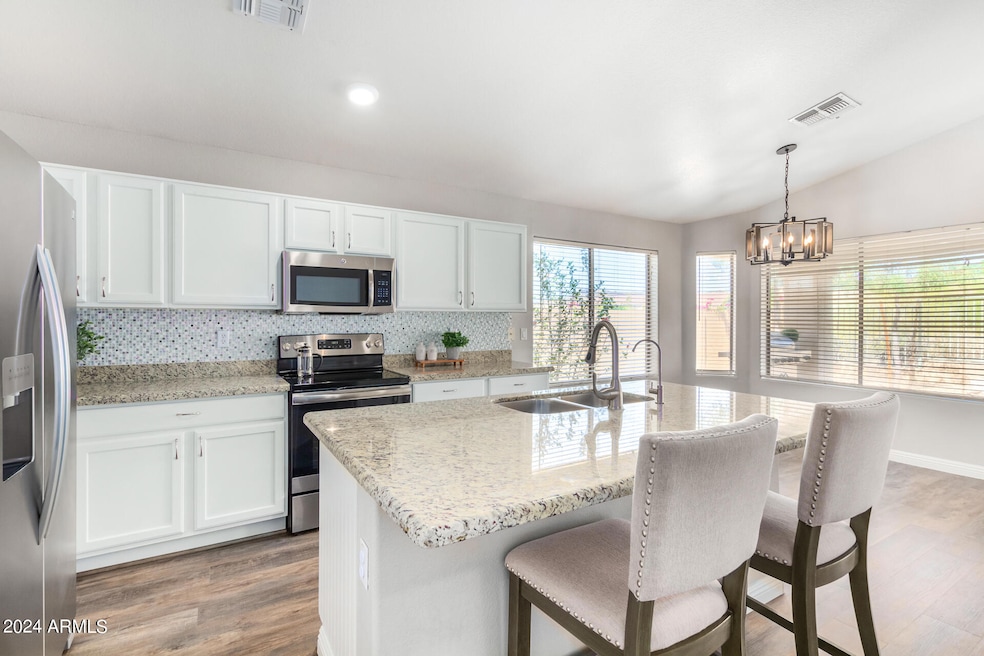 26210 N Hackberry Dr, Phoenix, AZ 85083 - photo 1