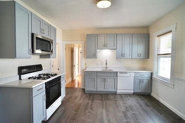 5 Beacon St unit 2, Quincy, MA 02169 - photo 1