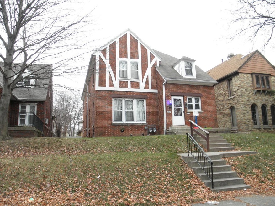 3329-31 N. 45th St