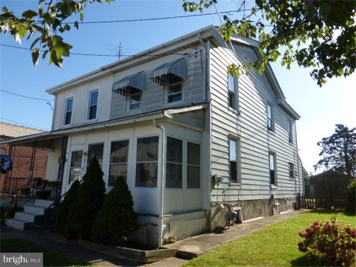 222 W 5th St, Lansdale, PA 19446 - photo 1