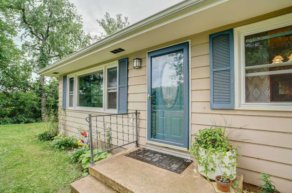 212 S Kerch St, Brooklyn, WI 53521 - photo 1