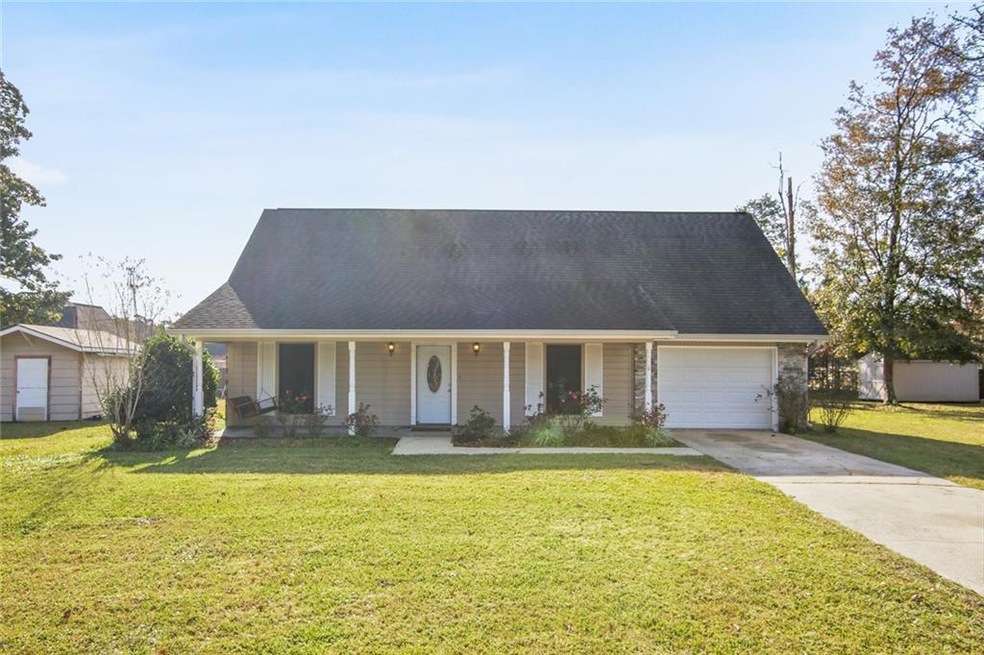 412 Jennifer Ln, Pearl River, LA 70452 - photo 1