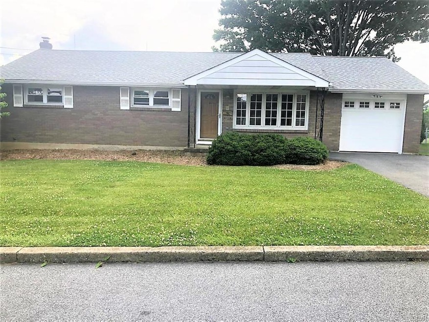 3132 S 6th Ave, Whitehall, PA 18052 - photo 1