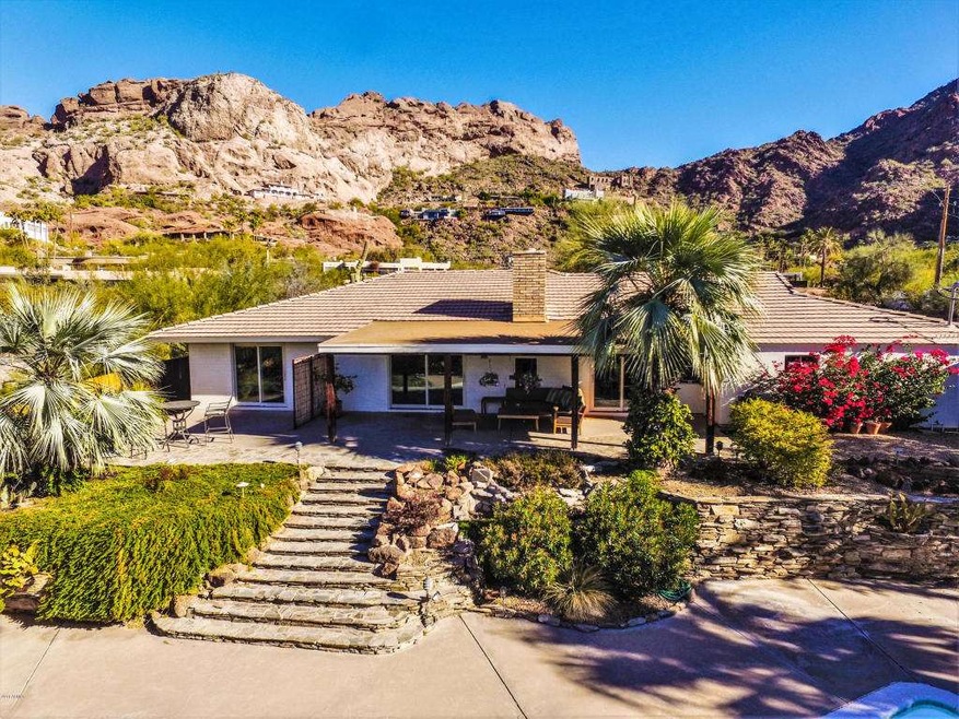 4905E White Gates Dr.