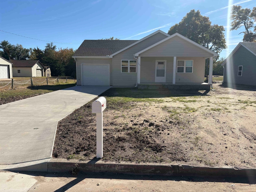 743 W Broadway St, Stafford, KS 67578 - photo 1