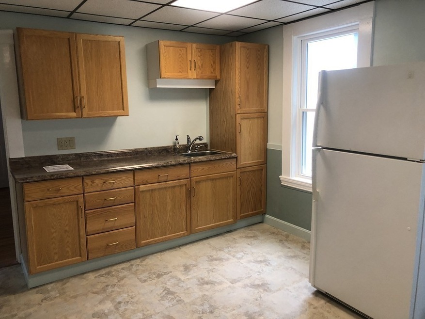 6 Trask St unit 1, Danvers, MA 01923 - photo 1