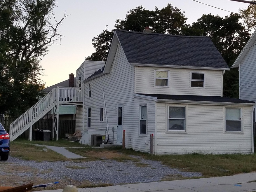 Pic of Home-Front