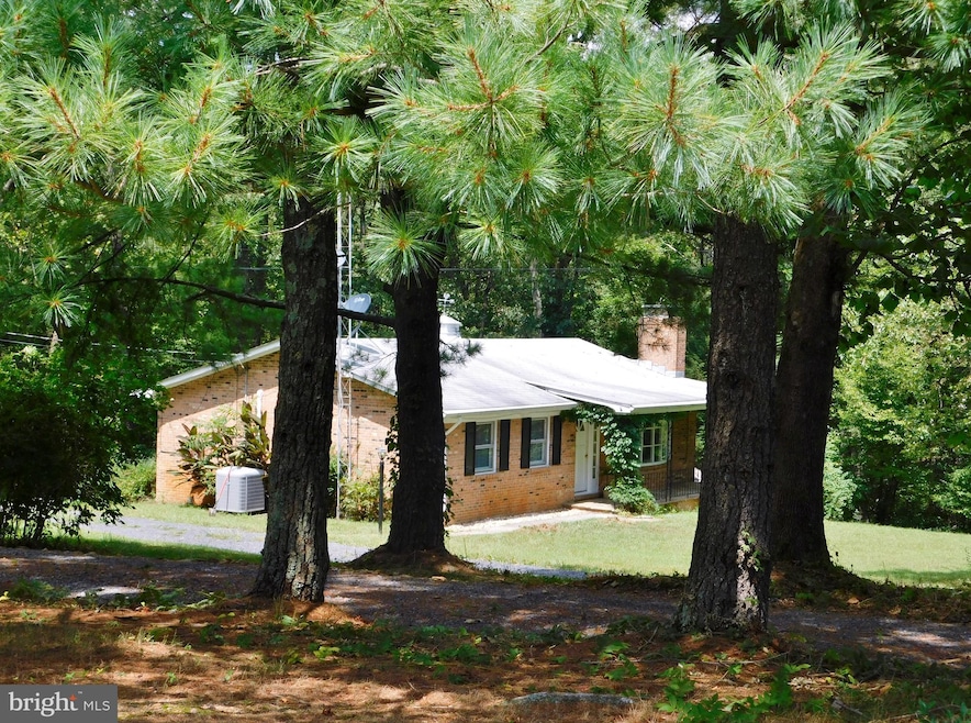 5333 Senseny Rd, Berryville, VA 22611 - photo 1