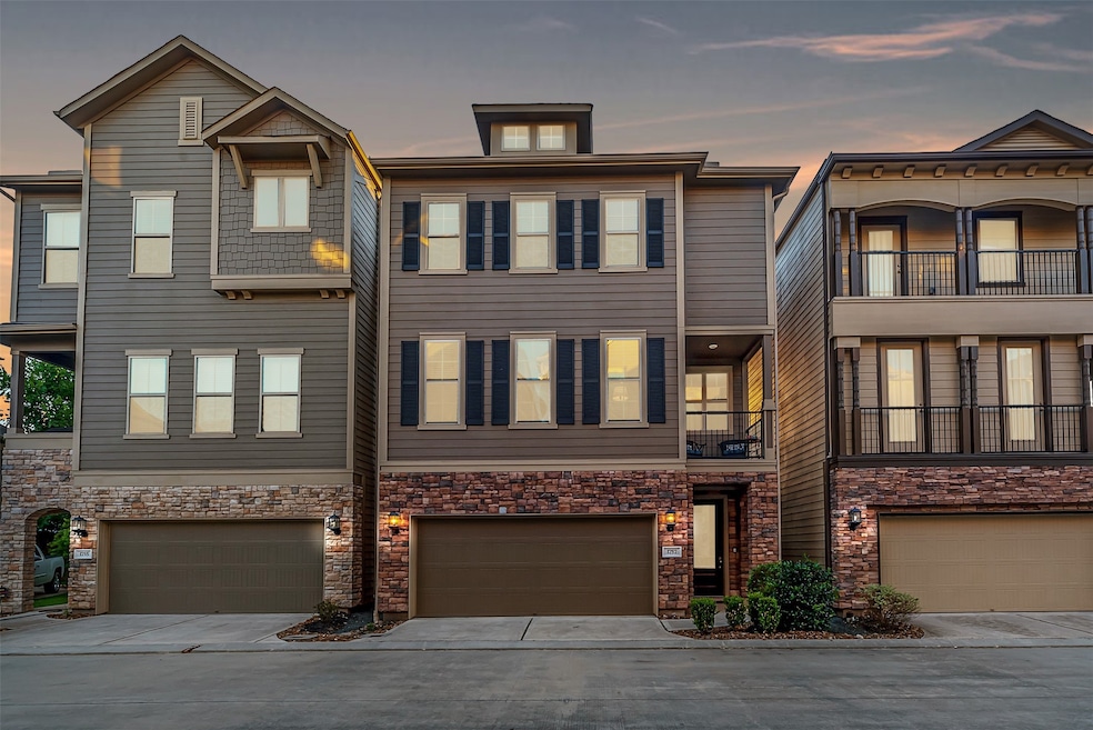 1757 Sierra Crest Dr, Houston, TX 77080 - photo 1