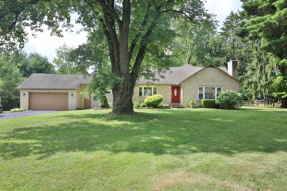 875 Linworth Rd. E.