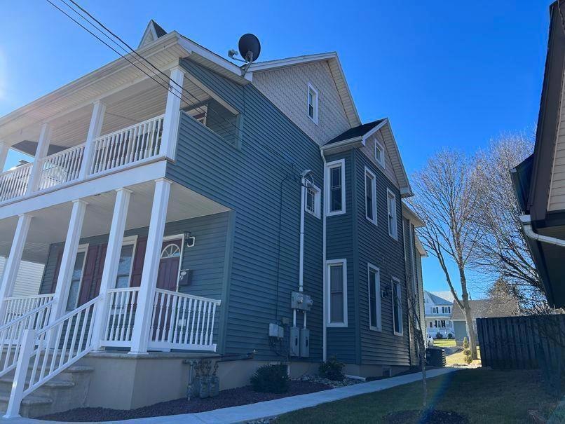 211 N Broad St unit 2nd Fl., Nazareth, PA 18064 - photo 1