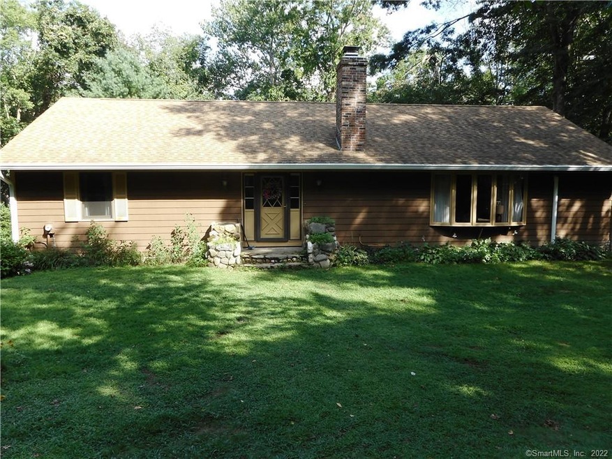 56 W Quasset Rd, Woodstock, CT 06281 - photo 1