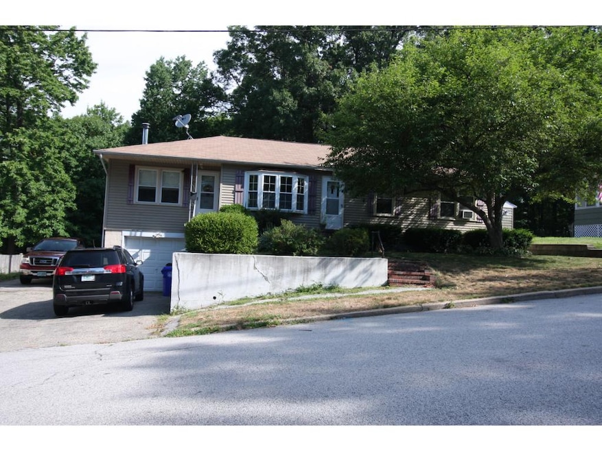 60 Constant St, Manchester, NH 03103 - photo 1