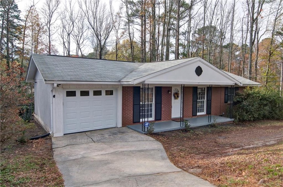 900 Scott Ln SW, Marietta, GA 30008 - photo 1