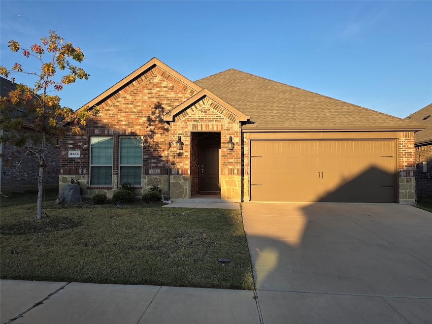 3206 Catoosa Ln, Aubrey, TX 76227 - photo 1