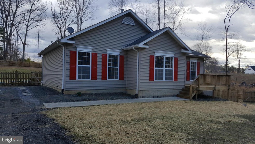 1075 Blarney Stone Ln, Amissville, VA 20106 - photo 1