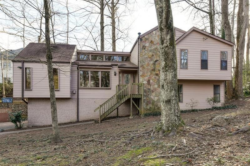 4330 Laurel Summit Ct SE, Smyrna, GA 30082 - photo 1