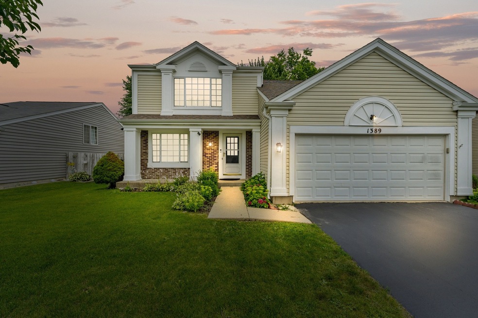 1389 Eastwood Dr, Aurora, IL 60506 - photo 1