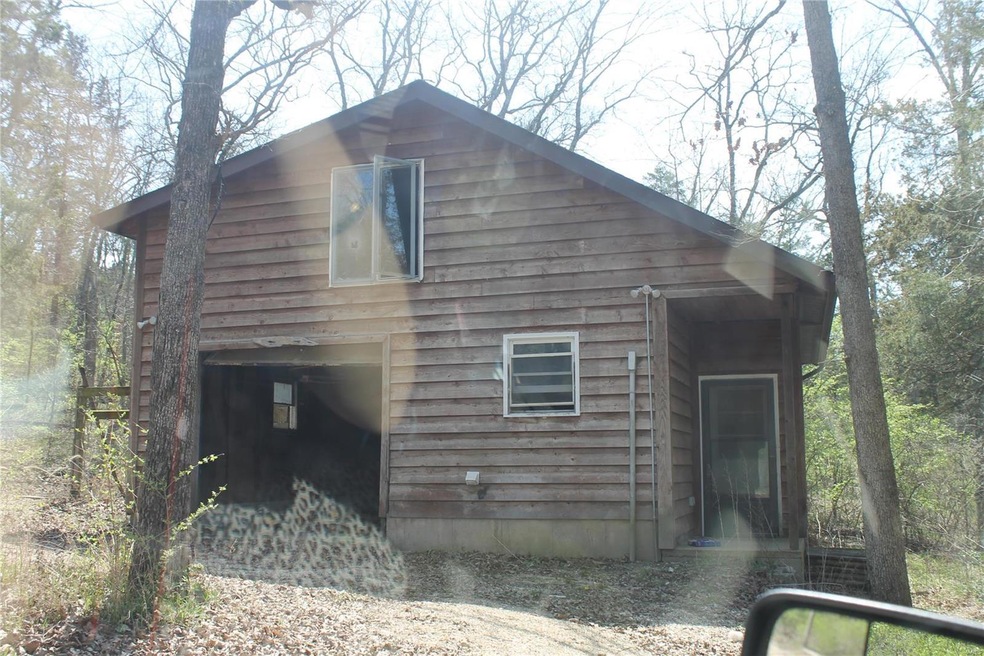 5530 W Calvey Cir, Catawissa, MO 63015 - photo 1