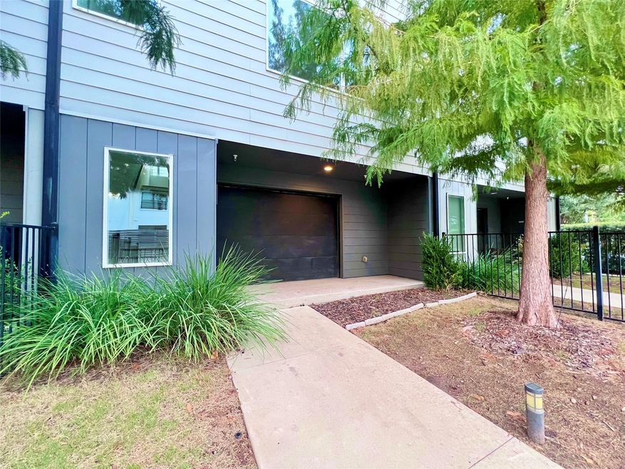 1430 Grigsby Ave unit 102, Dallas, TX 75204 - photo 1