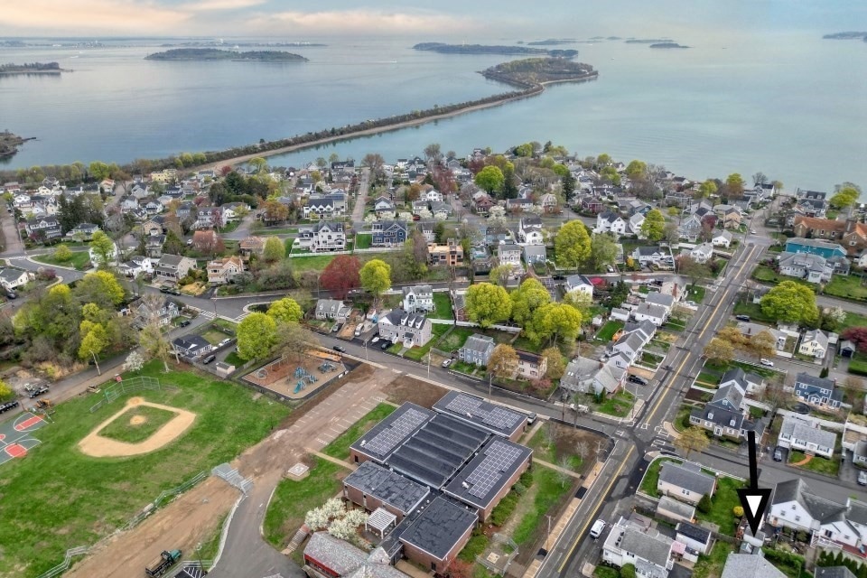 Sold $833,300 • Co-Listing Agent