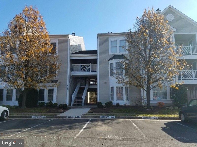 8111 Lacy Dr unit 203, Manassas, VA 20109 - photo 1