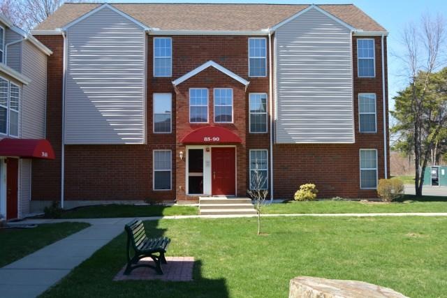 87 Heather Ridge unit 87, Shelton, CT 06484 - photo 1